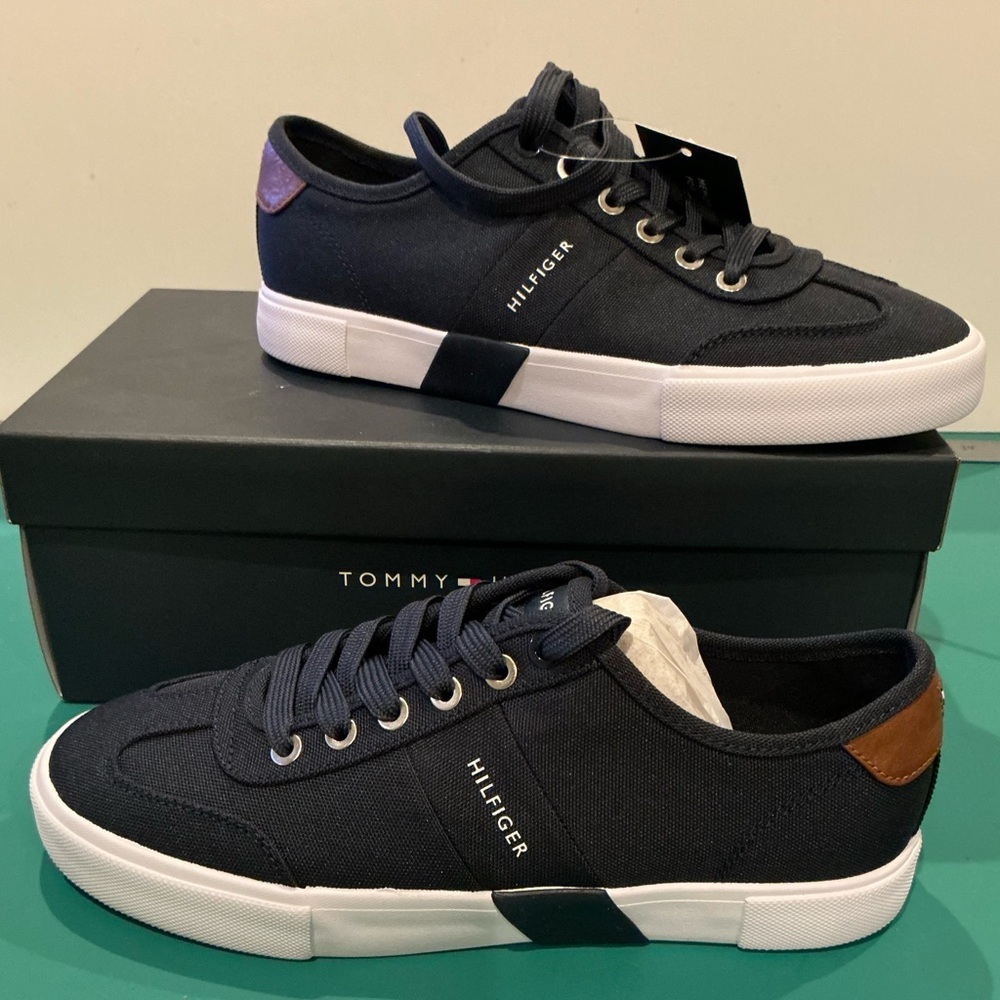 Tommy Hilfiger Pandora Navy Canvas Low-Top Sneakers with White Soles